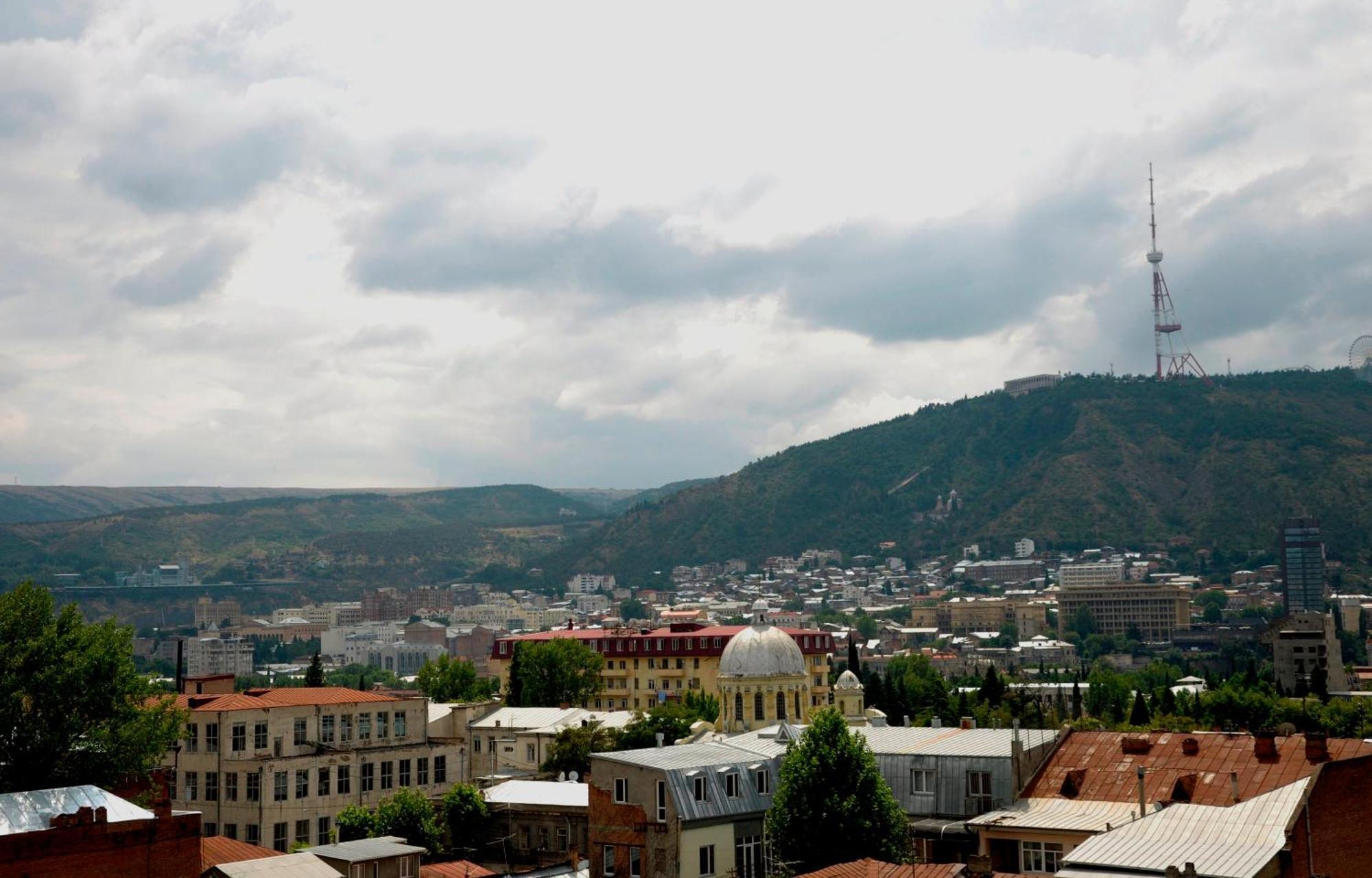 Prestige Palace - Esquisse Hotel Tbilisi Exteriör bild