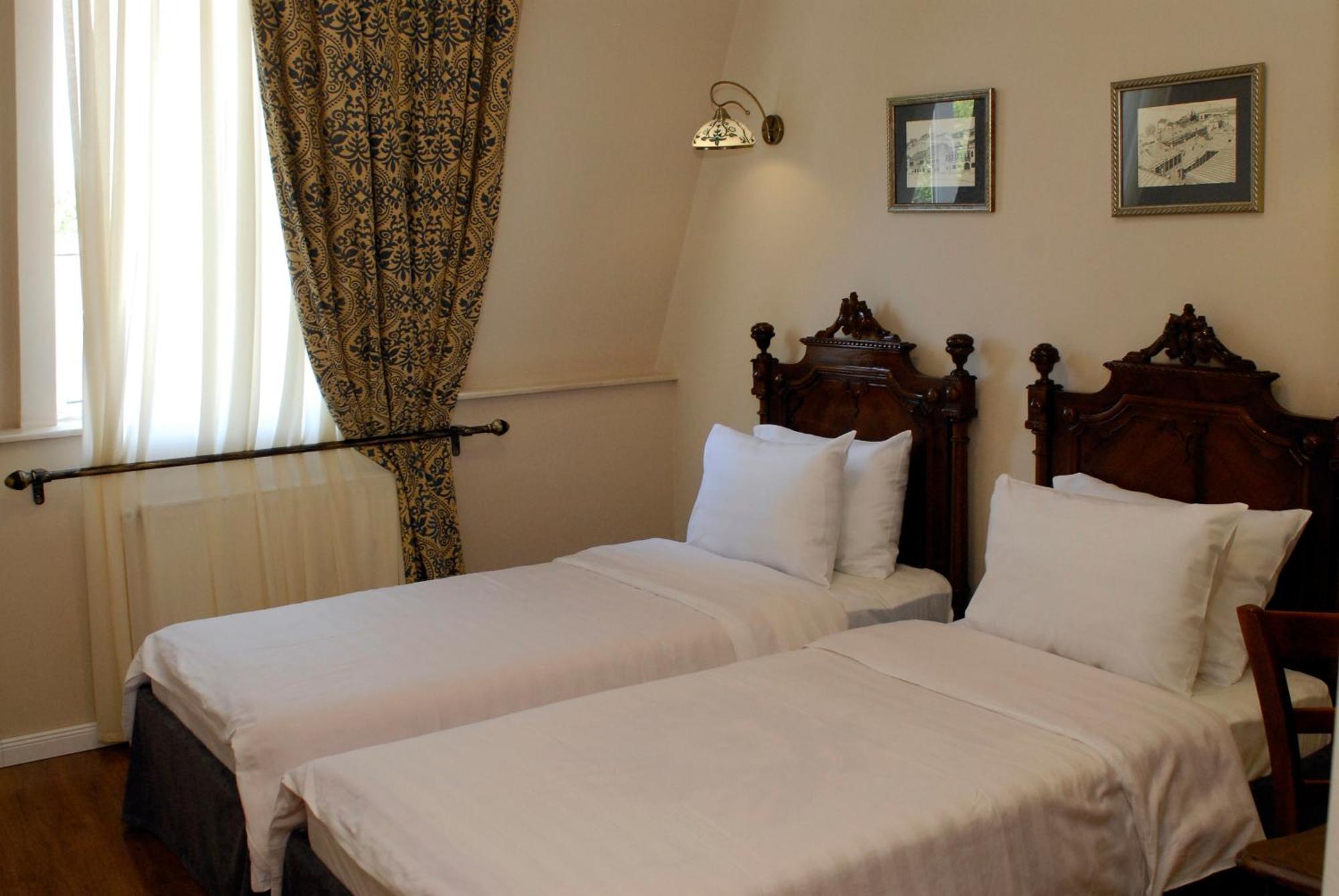 Prestige Palace - Esquisse Hotel Tbilisi Exteriör bild
