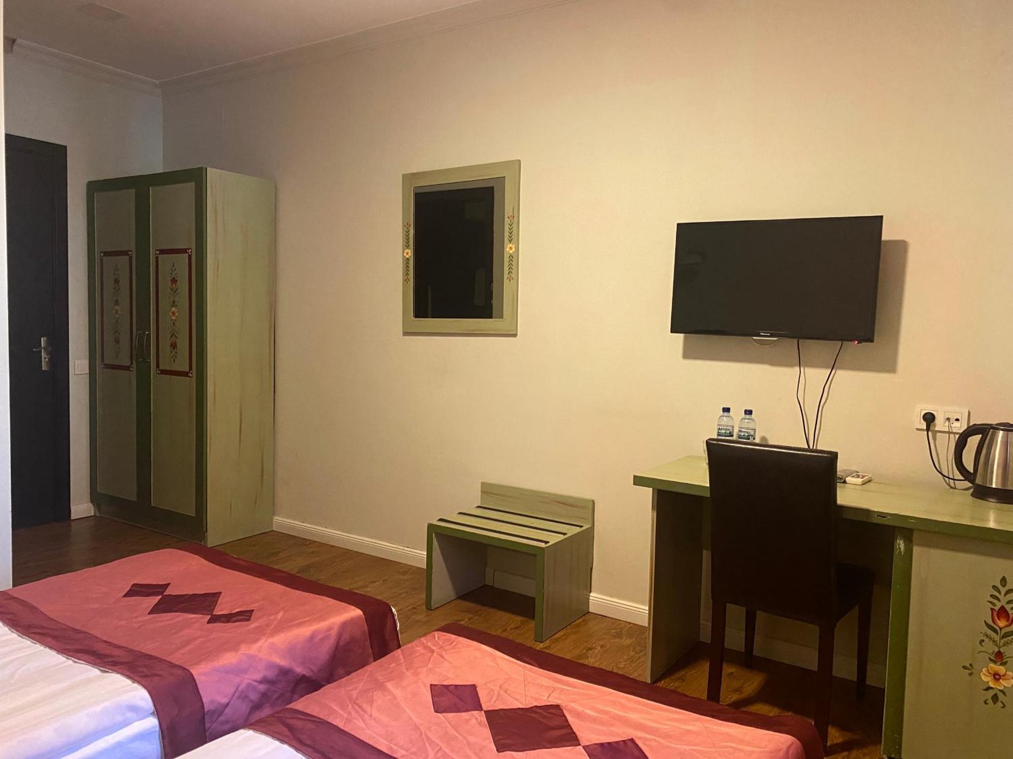 Prestige Palace - Esquisse Hotel Tbilisi Rum bild