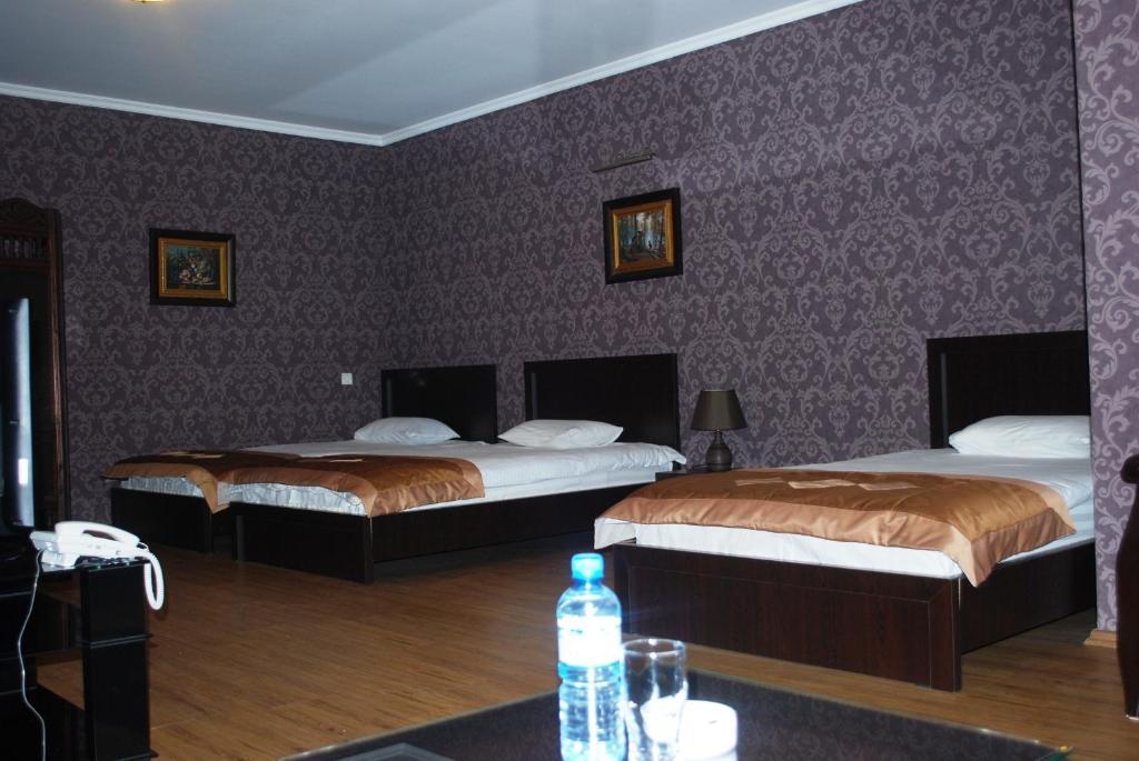 Prestige Palace - Esquisse Hotel Tbilisi Rum bild