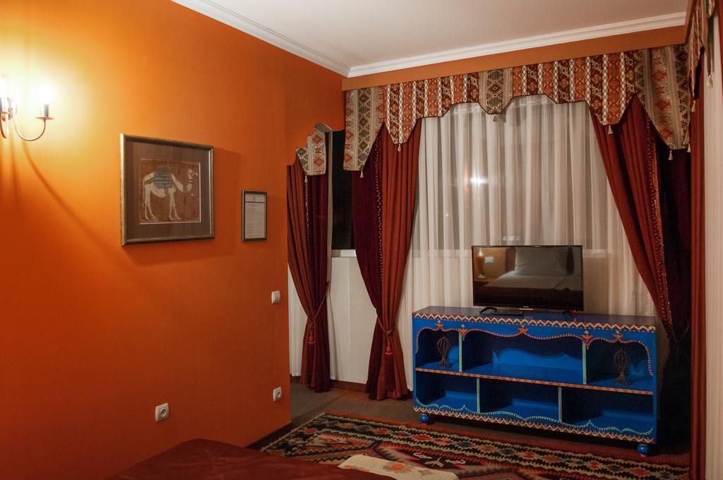 Prestige Palace - Esquisse Hotel Tbilisi Exteriör bild